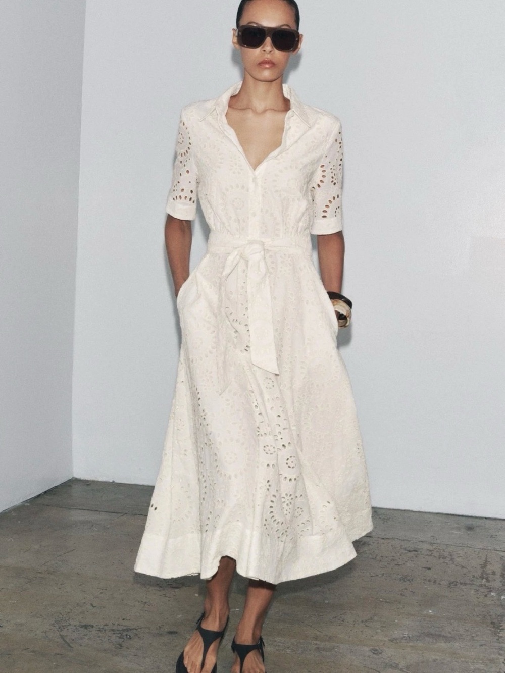 Zara white embroidery dr - Picture 4 of 9